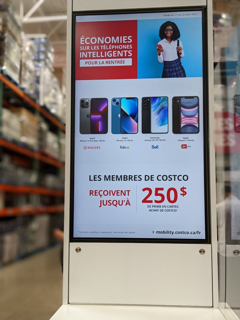 Kiosque cellulaires chez Costco